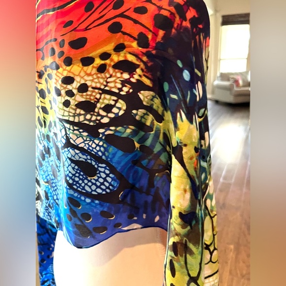Vibrant Multicolor Scarf with Abstract Design Butterfly Design - Picture 13 of 15